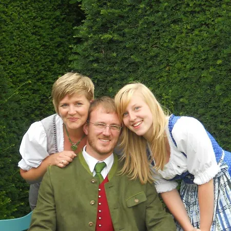 アパート Haus Lena